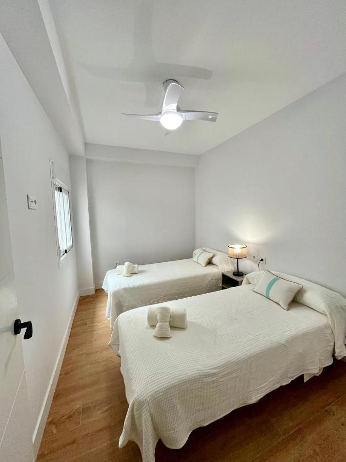Piso Picasso, Modern Apartment In The Heart Of Malaga City Exterior foto