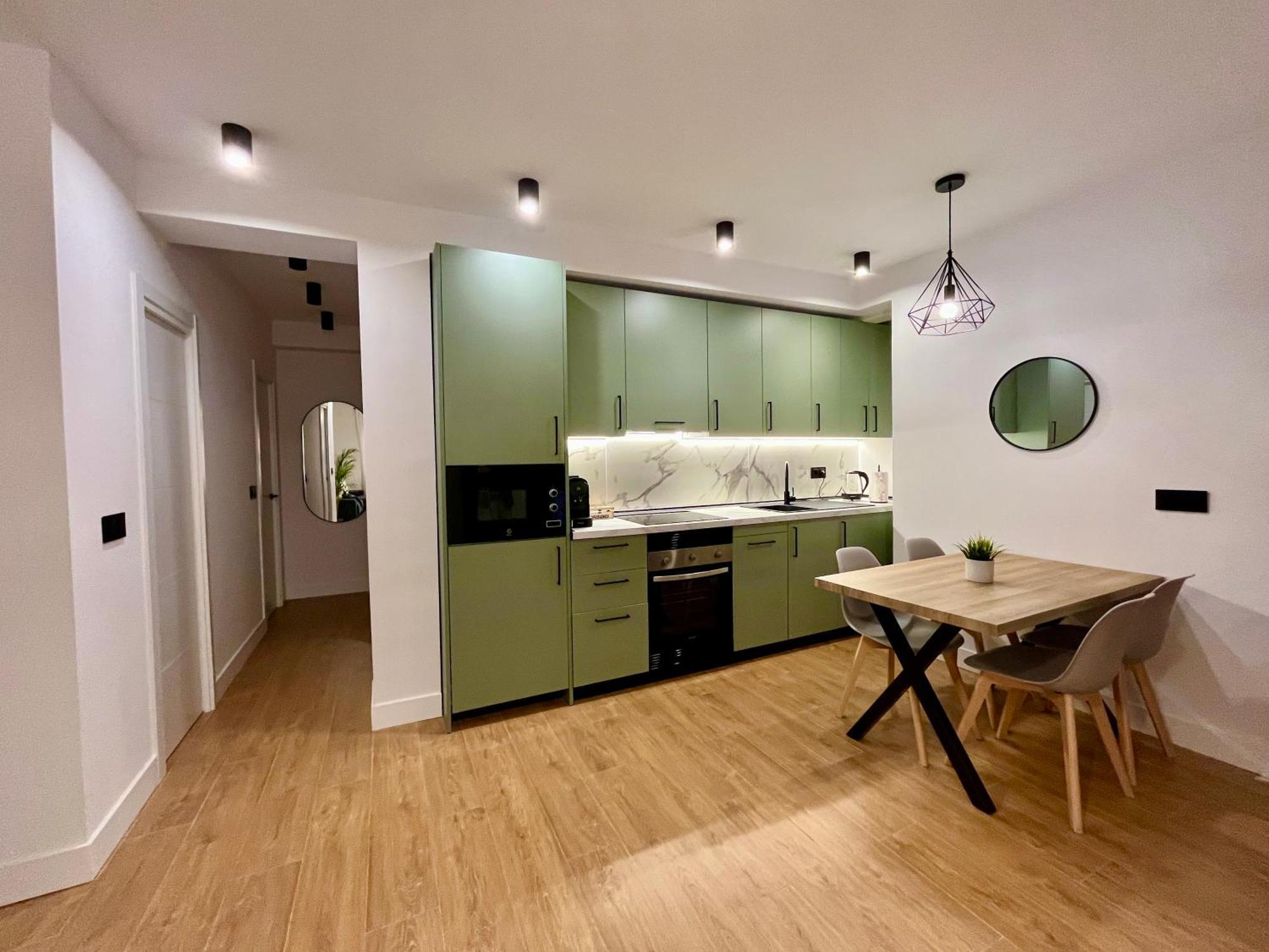 Piso Picasso, Modern Apartment In The Heart Of Malaga City Exterior foto
